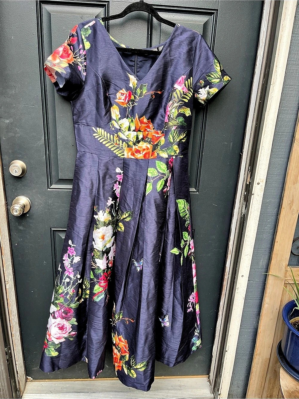eshakti Floral Midi Dress in Purple